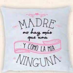 COJÍN MAMÁ NINGUNA