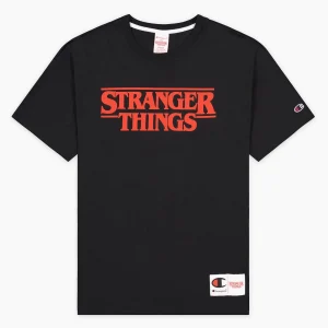 Camiseta Champion x Stranger Things Logo negra