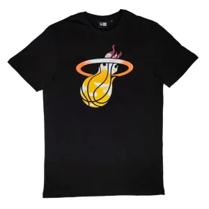 Camiseta manga corta Miami Heat «NBA Sky Print» de New Era en Negro