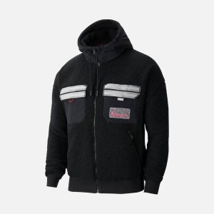 Chaqueta Air Jordan 23 Engineered negra.