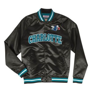 CHAQUETA CHARLOTTE HORNETS LIGHTWEIGHT SATIN – MITCHELL AND NESS