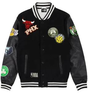Chaqueta NBA Badge Varsity de New Era en Negro