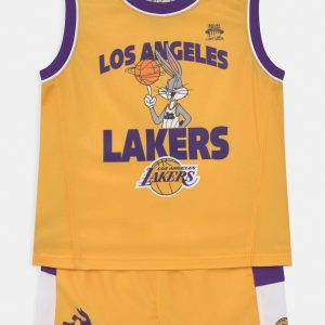 CONJUNTO BALONCESTO SPACE JAM 2 – LAKERS NIÑOS
