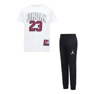 Conjunto Camiseta y Pantalón Air Jordan negro y blanco – niño