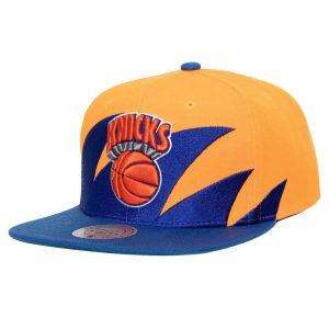 GORRA NEW YORK KNICKS NBA SHARKTOOTH – MITCHELL AND NESS.