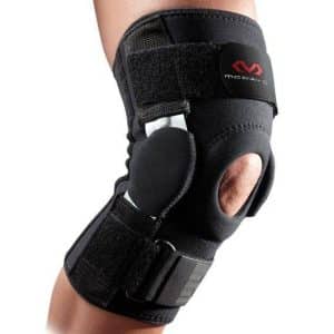 Rodillera articulada McDavid 422 con cinchas