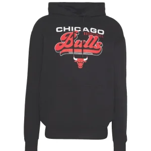 Sudadera Chicago Bulls Oversized – New Era NBA Graphic Negra