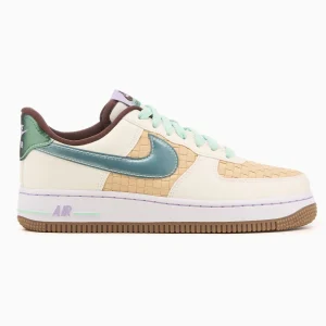 Zapatillas Nike Air Force One Low Retro QS Sesame