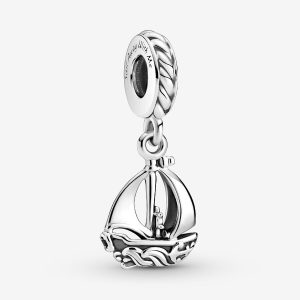 Charm Colgante Barco de Vela |