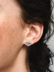 Pendientes de Botón Corazón