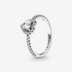 Anillo Corazón en Relieve